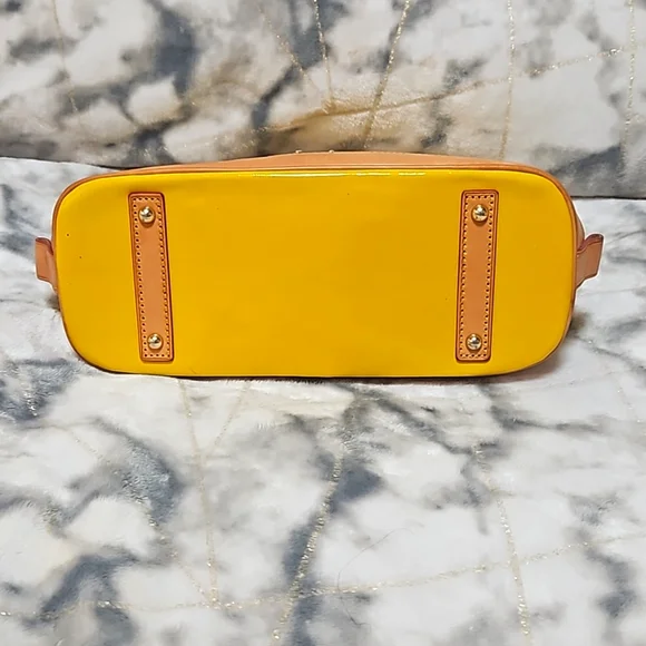 Dooney & Bourke Darcy Bag - Picture 4 of 11